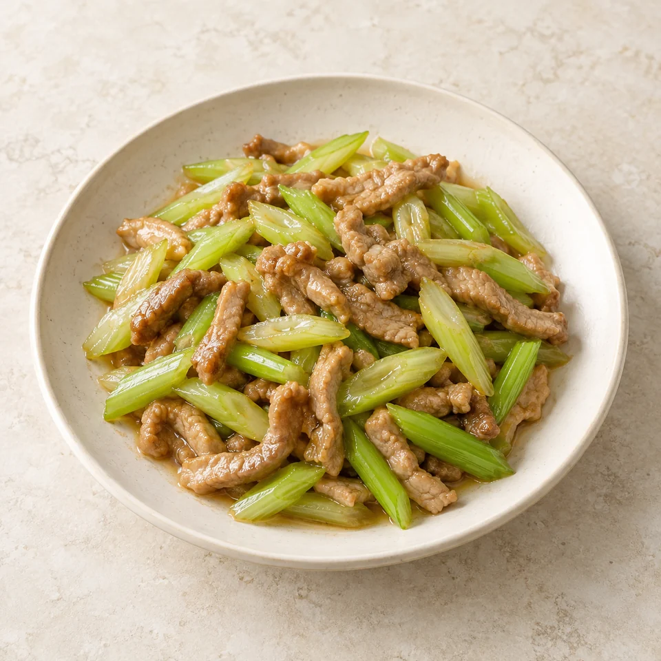 芹菜炒肉，AI 生成示意图